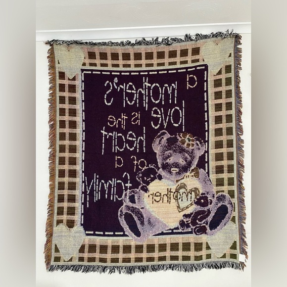 Vintage Woven LTD Commodities “A mother’s love…” Throw Tapestry Blanket - Picture 2 of 5